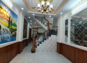 SỐC NHÀ MT, VỊ TRÍ TỐT NGAY TẠI THỦ ĐỨC